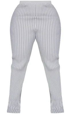 PrettyLittleThing Plus Rib Knitted Pants Grey