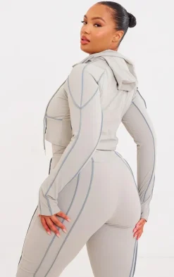 PrettyLittleThing Athletic Jackets*Plus Sculpt Contrast Seam Crop Gym Jacket