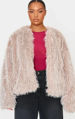 PrettyLittleThing Faux Fur Coats*Plus Shaggy Faux Fur Coat