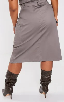 Online PrettyLittleThing Plus Grey Split Front Cargo Skirt Charcoal