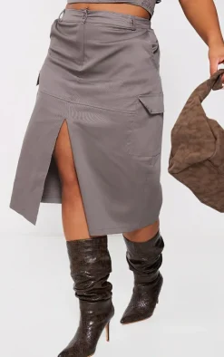 Online PrettyLittleThing Plus Grey Split Front Cargo Skirt Charcoal