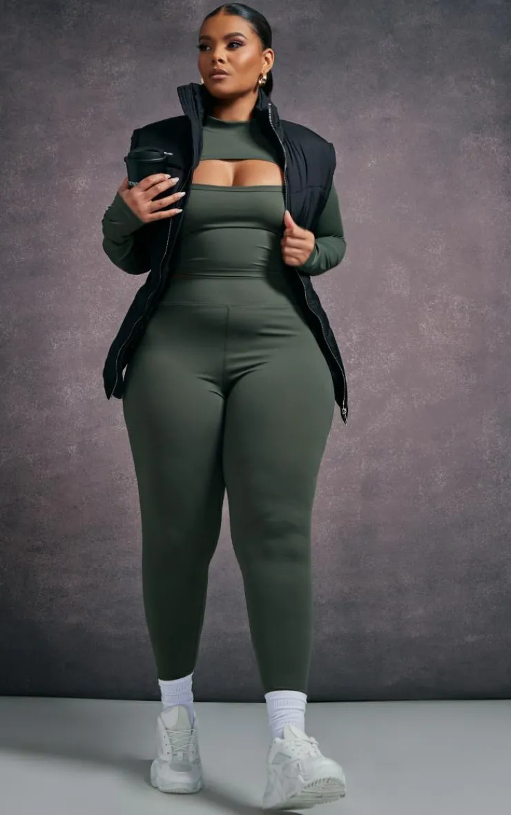 PrettyLittleThing Workout Tops*Plus Cut Out Detail Active Top