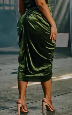 Online PrettyLittleThing Plus Khaki Velvet Ruched Side Midi Skirt Emerald Green