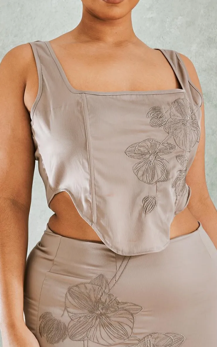 Best PrettyLittleThing Plus Embroidered Floral Satin Top Mocha