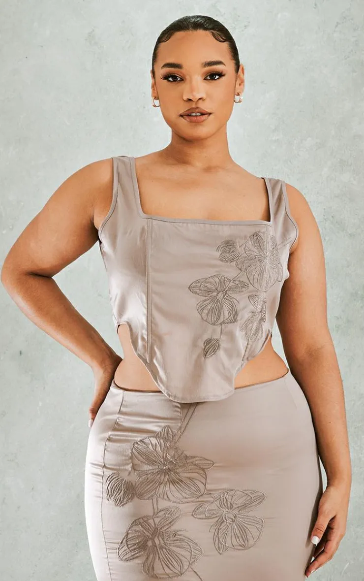 Best PrettyLittleThing Plus Embroidered Floral Satin Top Mocha