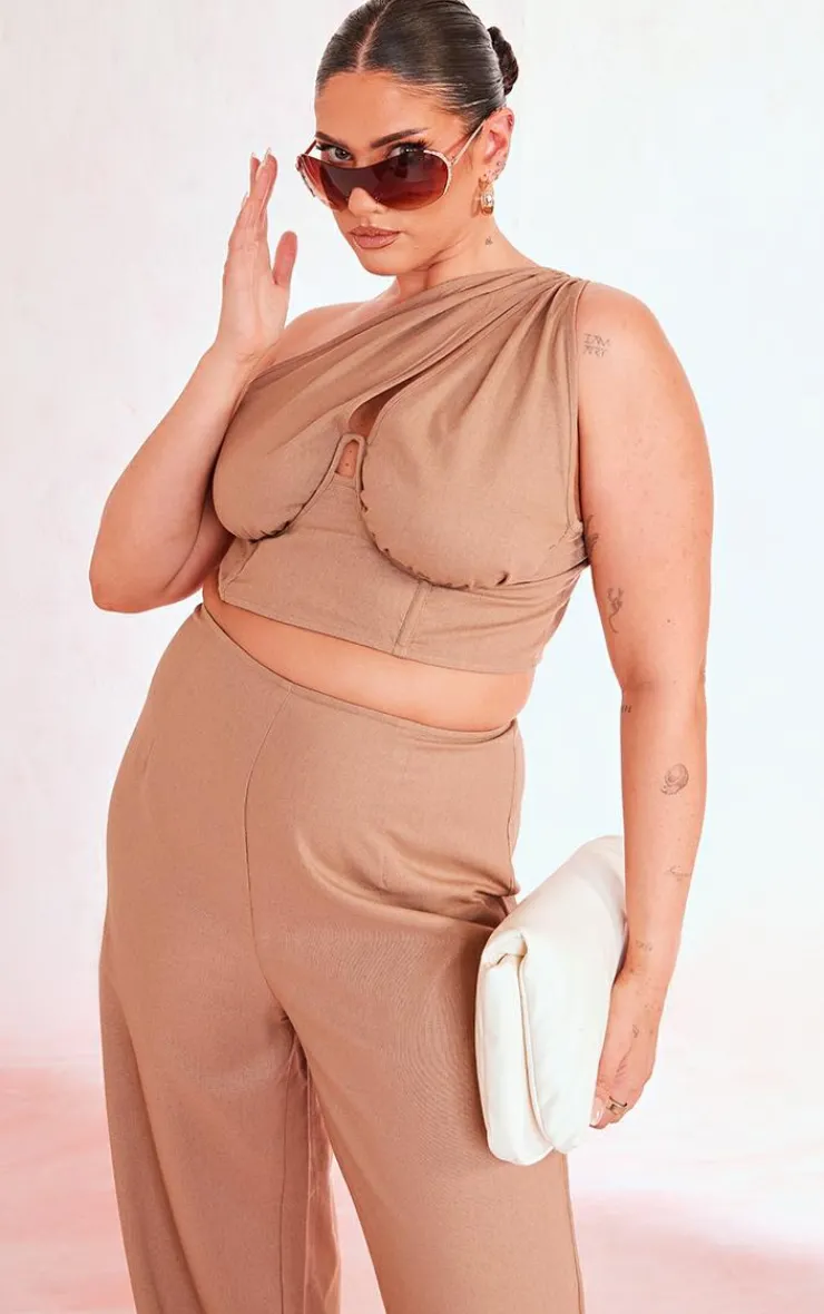 Online PrettyLittleThing Plus One Shoulder Corset Top Mocha