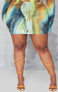 PrettyLittleThing Plus Body Print Low Rise Micro Mini Skirt Multi