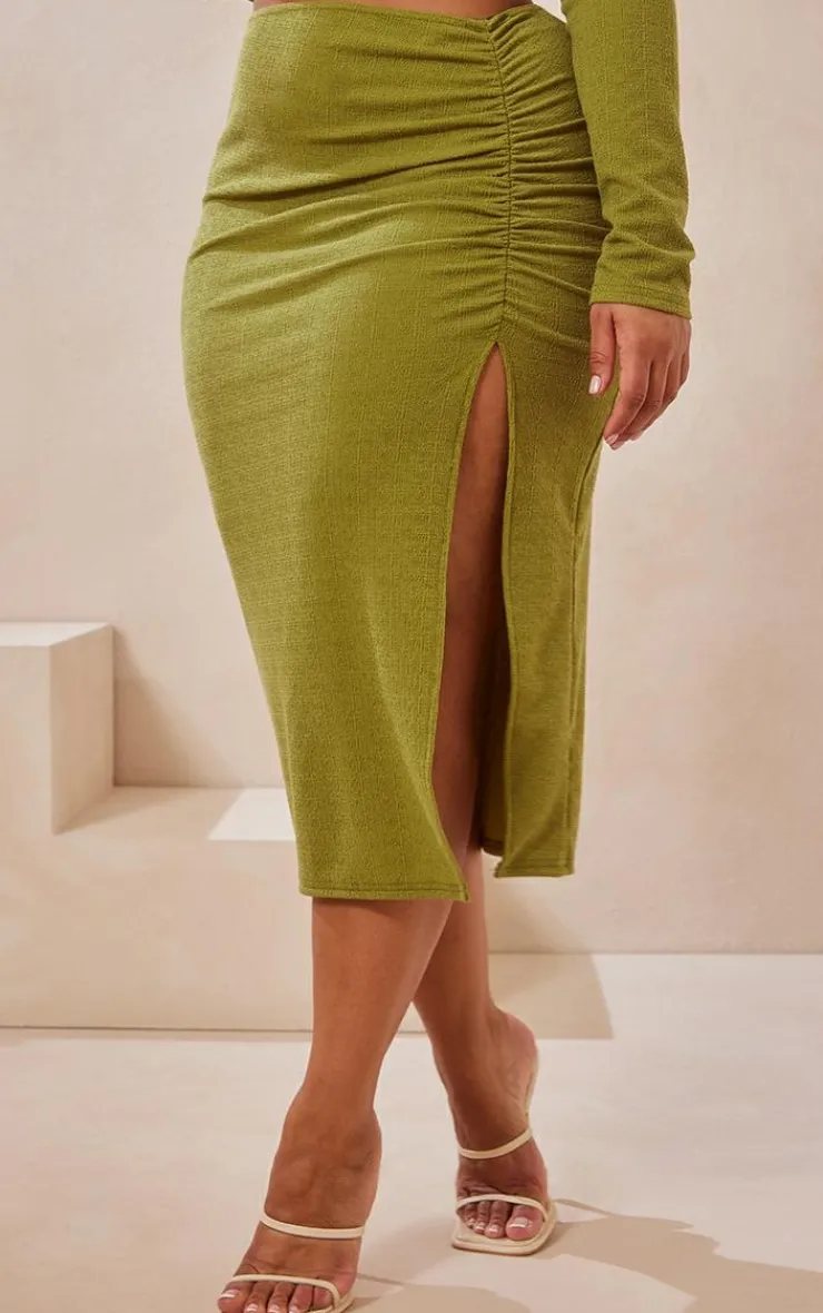 Discount PrettyLittleThing Plus Ruched Front Side Split Midi Skirt Olive