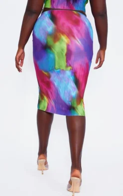 Clearance PrettyLittleThing Plus Blurred Print Plisse Maxi Skirt Pink