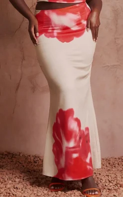 Hot PrettyLittleThing Plus Floral Print Maxi Skirt Pink