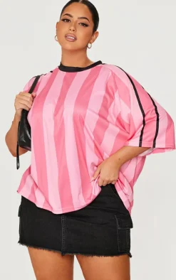 PrettyLittleThing T-Shirts*Plus Striped Oversized Football T-shirt