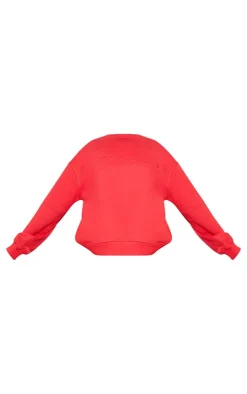 Hot PrettyLittleThing Plus Embossed Graphic Oversized Sweatshirt Red