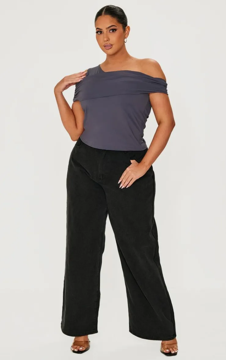 PrettyLittleThing Snatched*Plus Contour Bardot Twist Detail Top