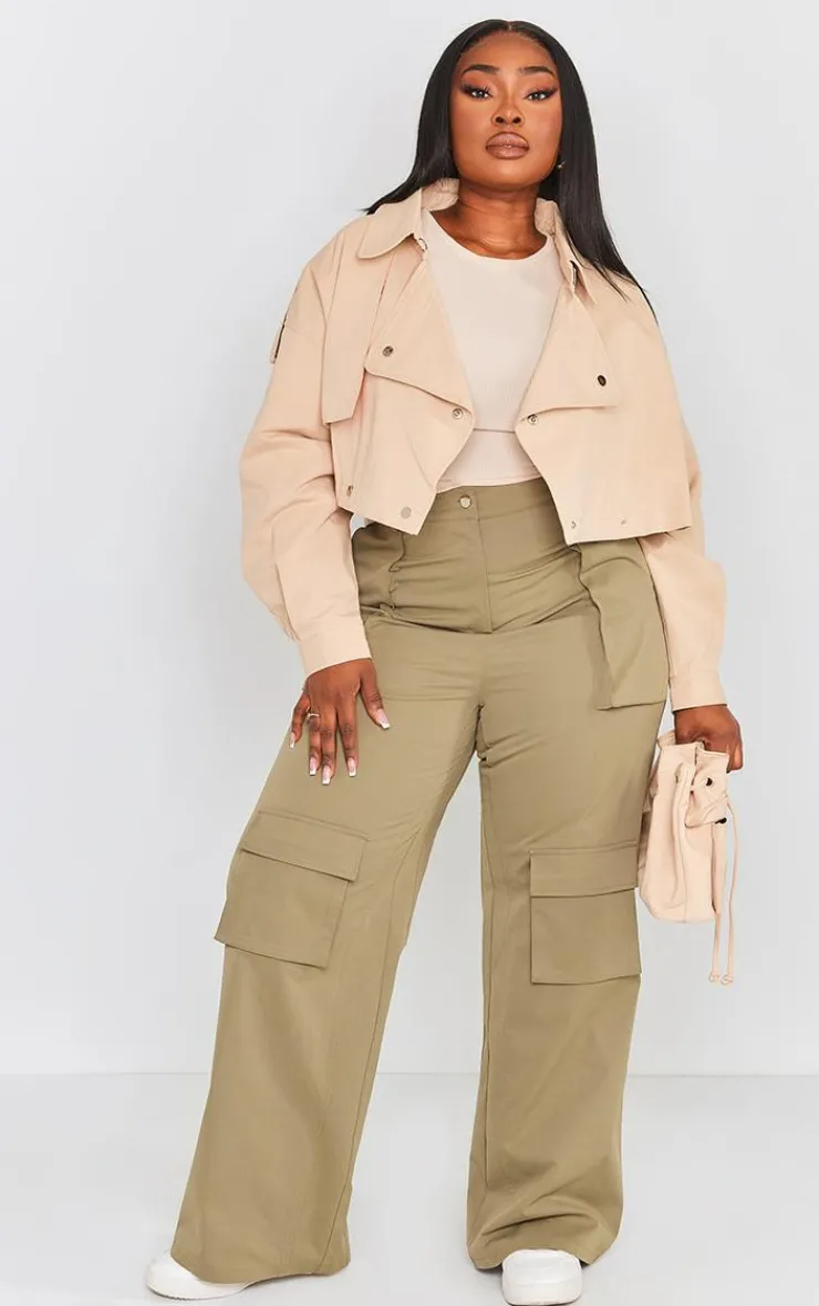 PrettyLittleThing Trench Coats*Plus Contrast Lining Cropped Trench Coat