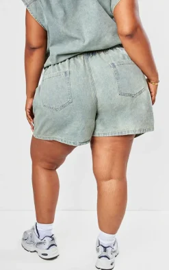 New PrettyLittleThing Plus Elasticated Waist Denim Shorts Vintage Light Wash