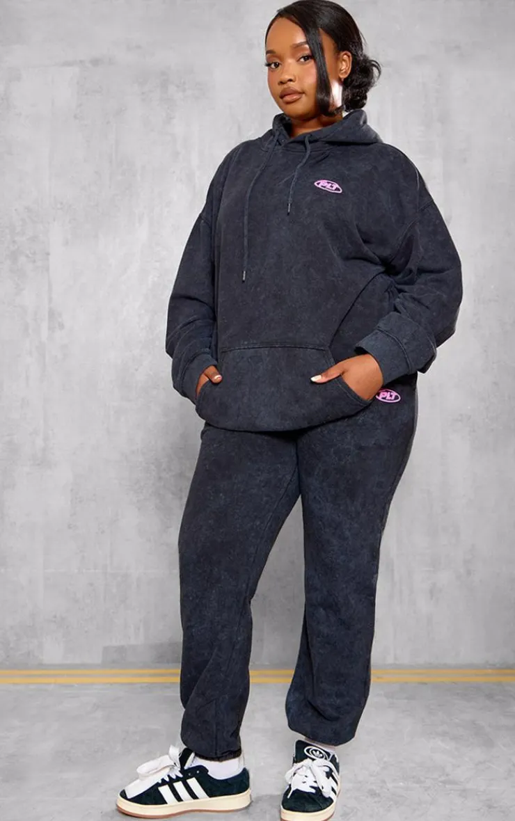 PrettyLittleThing Black Sweatsuits*Plus Plt Graphic Acid Wash Puff Printed Sweatpants
