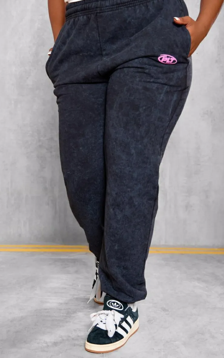 PrettyLittleThing Black Sweatsuits*Plus Plt Graphic Acid Wash Puff Printed Sweatpants