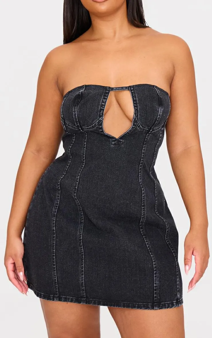 Plus Plunge Detail Strapless Denim Mini Dress-PrettyLittleThing