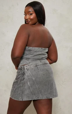PrettyLittleThing Plus Biker Cup Detail Denim Top Washed Grey