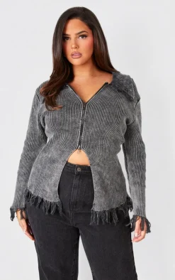 PrettyLittleThing Sweaters*Plus Distressed Knit Split Hem Sweater