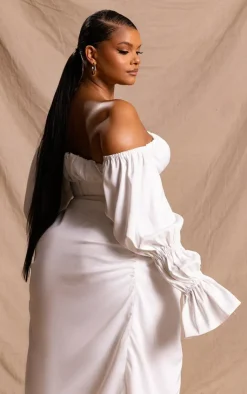 PrettyLittleThing Plus Constructed Satin Ruched Balloon Sleeve Crop Top White
