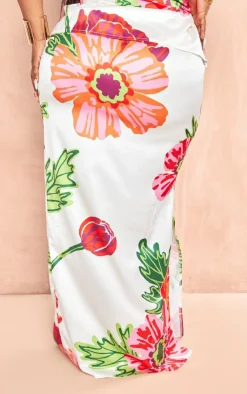 Hot PrettyLittleThing Plus Floral Printed Maxi Skirt White