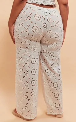Outlet PrettyLittleThing Plus Flower Detail Wide Leg Pants White