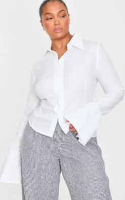 PrettyLittleThing Shirts*Plus Hook And Eye Flare Sleeve Shirt
