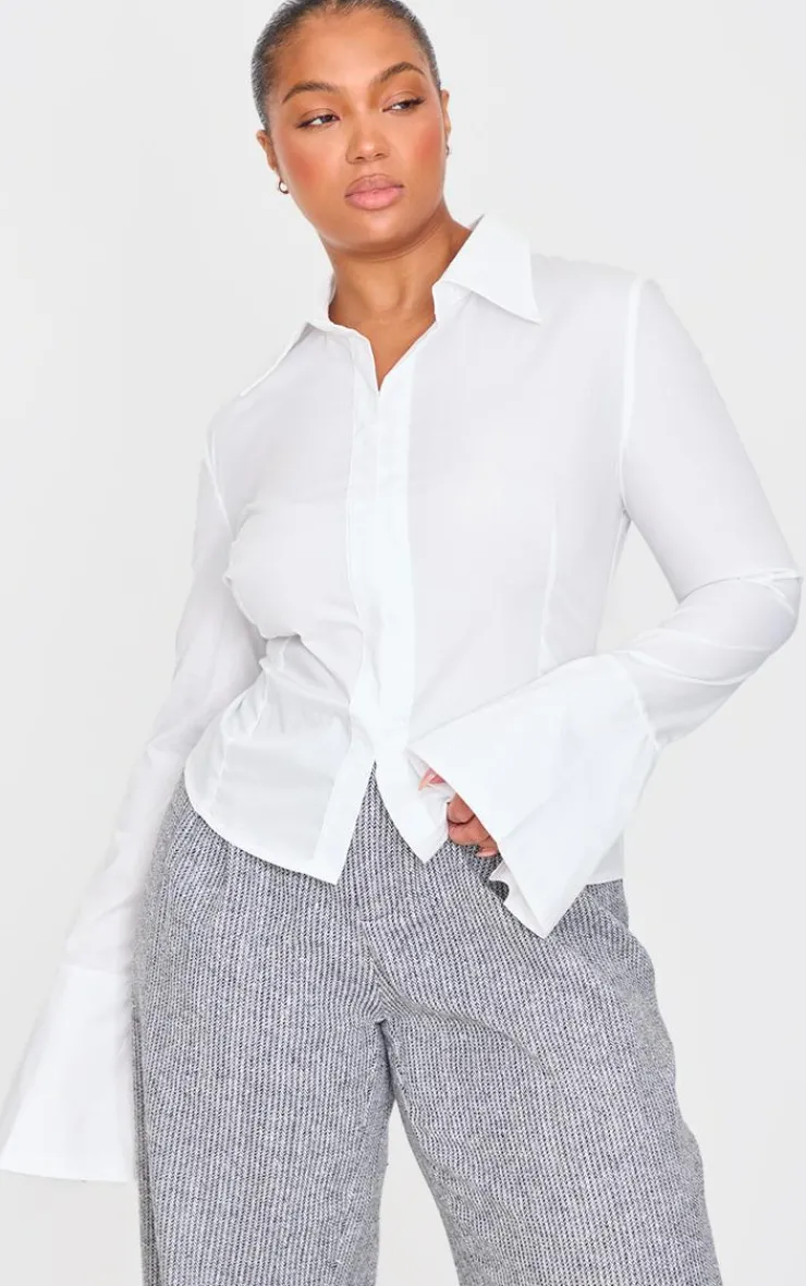PrettyLittleThing Shirts*Plus Hook And Eye Flare Sleeve Shirt