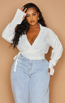 PrettyLittleThing Wrap Tops*Plus Wrap Front Shirt Long Sleeve Crop Top