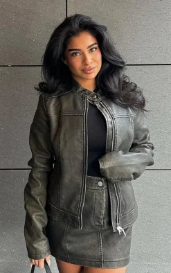 Online PrettyLittleThing Premium Washed Faux Leather Oversized Seam Detail Jacket Brown