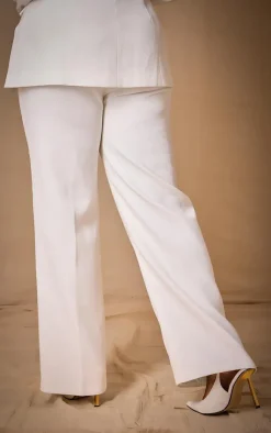 Hot PrettyLittleThing Premium Plus Woven Pin Tuck Straight Leg Pants White