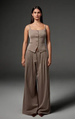 Clearance PrettyLittleThing Premium Woven Pleated Waistband Extreme Wide Leg Pants Taupe