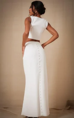 Online PrettyLittleThing Premium Woven Square Neck Cropped Vest White
