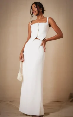 Online PrettyLittleThing Premium Woven Square Neck Cropped Vest White