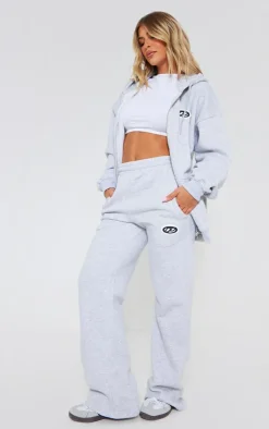 Online PrettyLittleThing Logo Badge Wide Leg Sweatpants Ash Grey