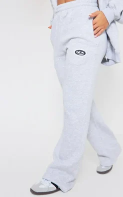 Online PrettyLittleThing Logo Badge Wide Leg Sweatpants Ash Grey