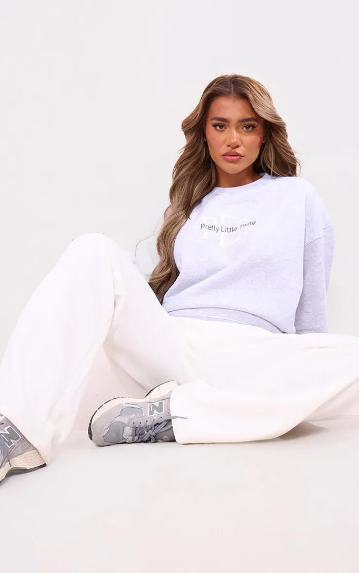 PrettyLittleThing Oversized Sweaters*Graphic Oversized Crewneck Sweatshirt