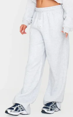 New PrettyLittleThing Badge Detail Mid Rise Wide Leg Sweatpants Ash Grey