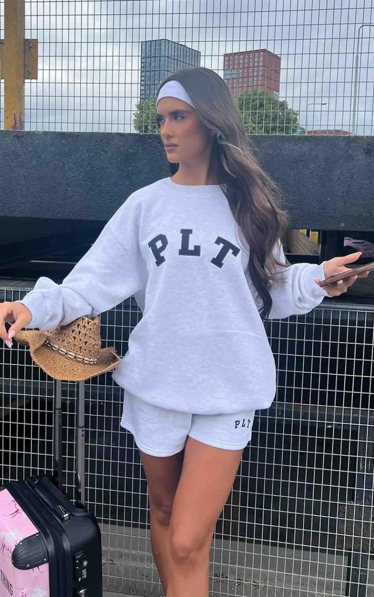 Sale PrettyLittleThing Logo Sweat Shorts Ash Grey