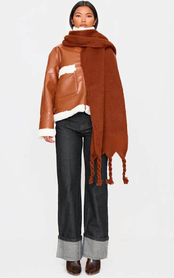 PrettyLittleThing Scarves & Gloves*Tab Fuzzy Blanket Scarf