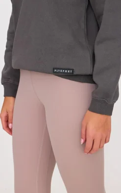 PrettyLittleThing Workout Tops*Badge Detail Sport Sweatshirt