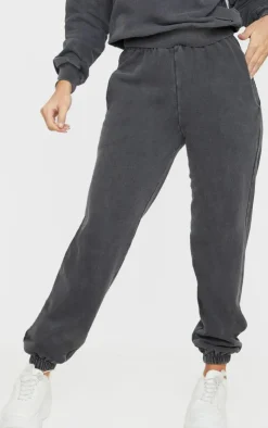 PrettyLittleThing Gym Wear*Badge Detail Sports Sweatpants
