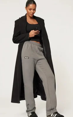 PrettyLittleThing Grey Sweatsuits*Grey Logo Badge Straight Leg Sweatpants