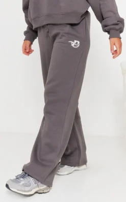 Online PrettyLittleThing Logo Embroidered Wide Leg Sweatpants Charcoal