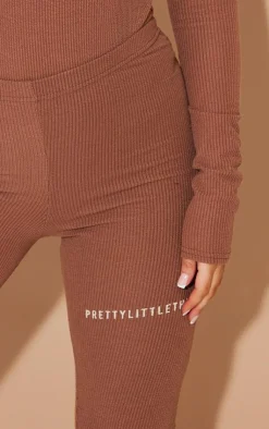 PrettyLittleThing Rib Split Hem Leggings Chocolate