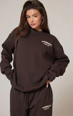 Discount PrettyLittleThing Premium Print Oversized Sweatshirt Chocolate