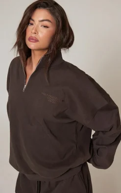 Outlet PrettyLittleThing Premium Print Half Zip Sweatshirt Chocolate