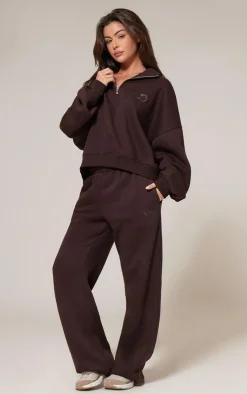 Online PrettyLittleThing Chocolate Wide Leg Embroidered Sweatpants Chocolate.