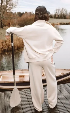 Hot PrettyLittleThing Contrast Piping Detail Zip Through Track Top Cream